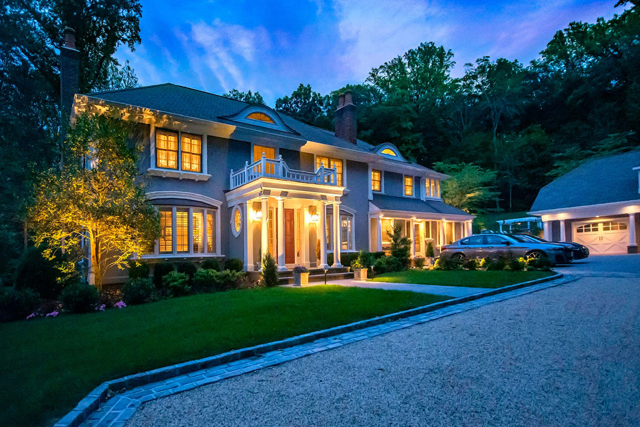 Expert Landscape Lighting Installer in Oyster Bay Cove, NY 11771 4 Nite Lite Expert Landscape Lighting Installer in Oyster Bay Cove NY 11771 g2