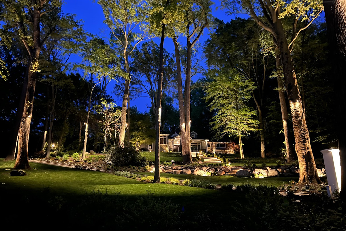 Find the Right Outdoor Lighting Contractor in Oyster Bay, NY.